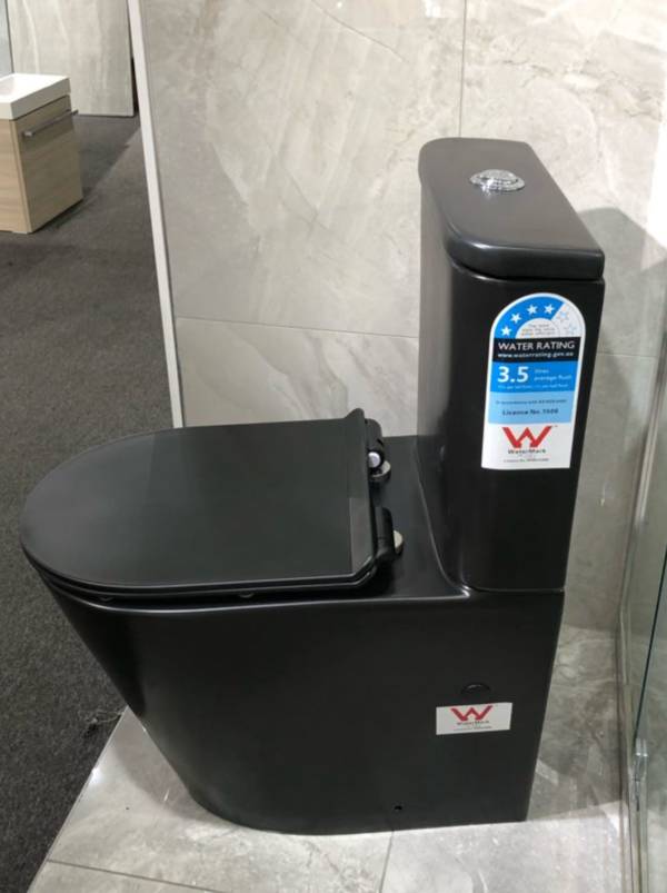 Black Matt Toilet - Image 2